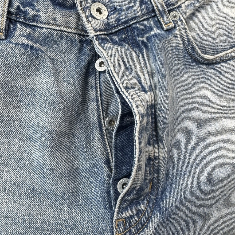 Hugo Boss Jonah Lightwash Mens Button Fly Jeans Size 30X32 Straight NWT - Picture 4 of 7